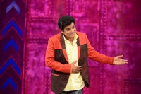 Ali Tho Jaliga Show Photos